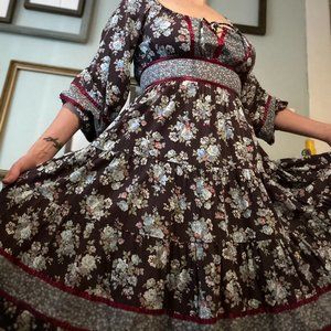1970s Vintage Boho Floral Dress